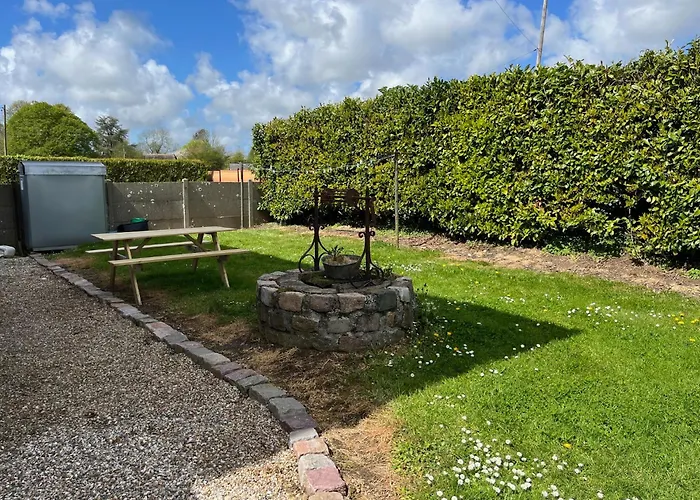 Dom wakacyjny Familial A La Ferme Des Hellandes Angerville-l'Orcher